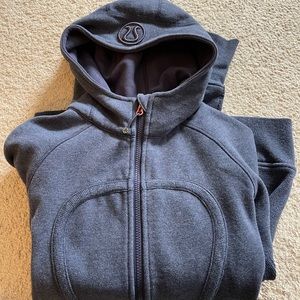 Lululemon Sweatshirt